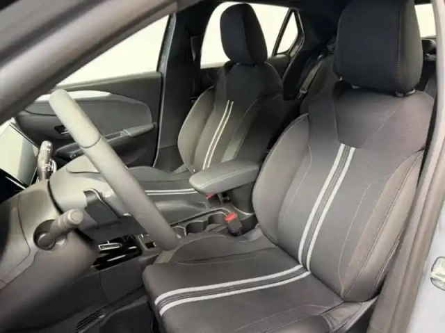 Opel Corsa 1.2 turbo hybrid 110 ch autom — photo 15