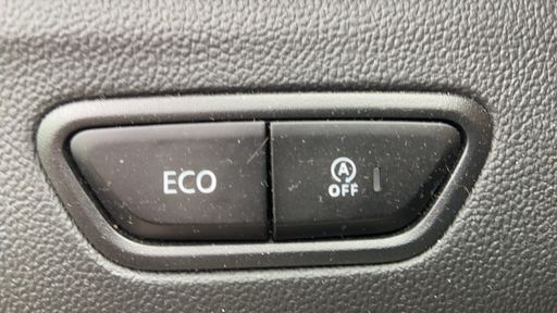Renault Kadjar 1.2 TCe Energy 130 - Intens – 2015 – 106752 km – Essence – Boîte Manuelle — photo 14