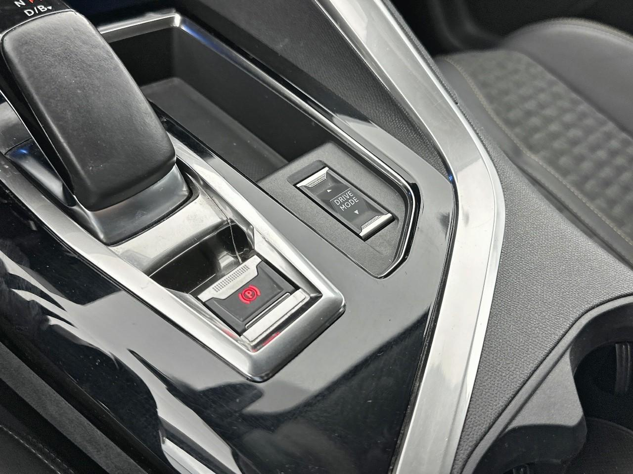 Peugeot 3008 hybrid 225 e-eat8 roadtrip — photo 29