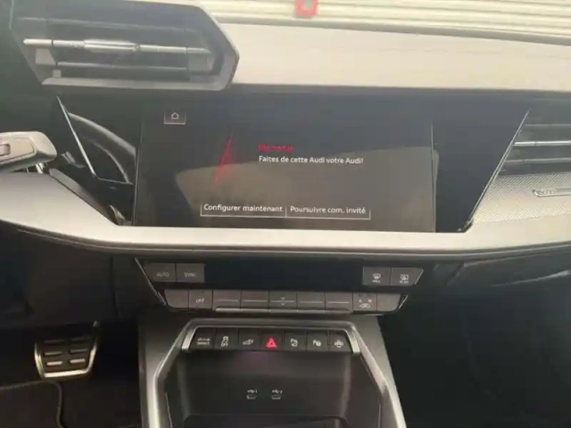 Audi A3 tfsi e hybride rechargeable 204 s tronic 6 s line — photo 10
