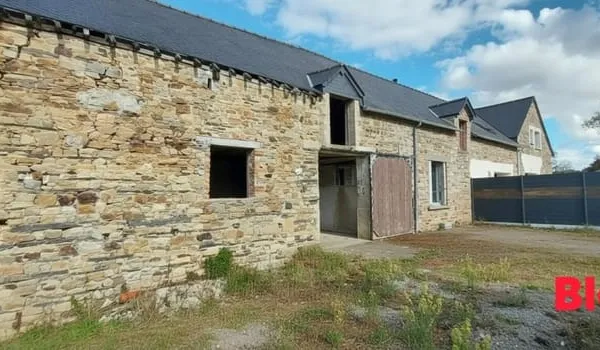 A VENDRE PAR BLOT IMMOBILIER BAIN DE BRETAGNE - MAISON À RÉNOVER- GRAND FOUGERAY-TERRAIN 950M²