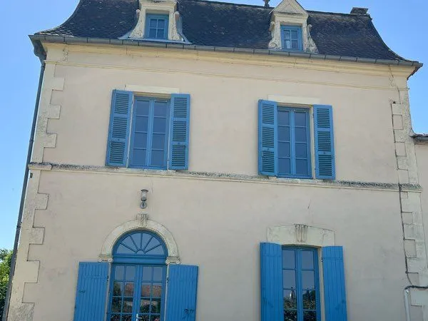 Grande maison avec jardin