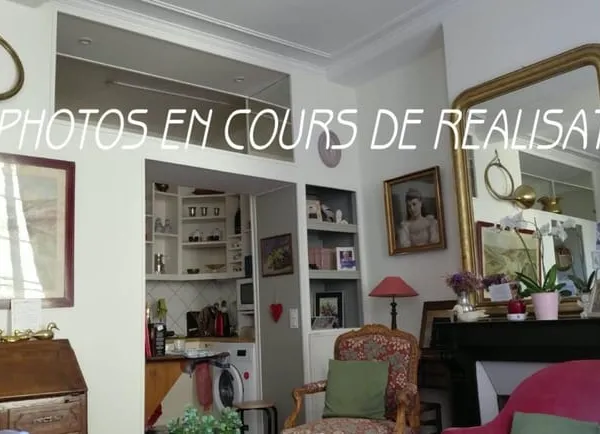 UNE ADRESSE PLEINE DE CHARME À 5 MINUTES DU CENTRE-VILLE