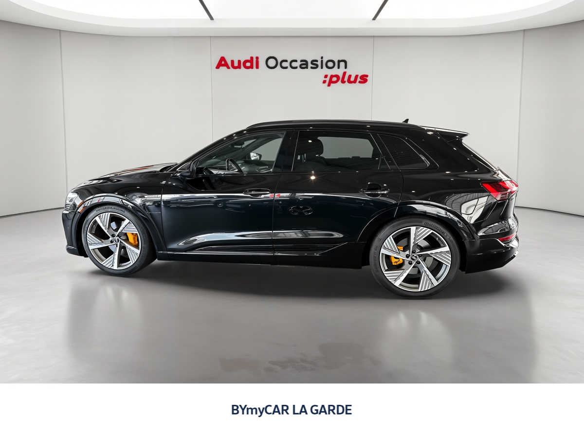 Audi e-tron 55 quattro 408 ch — photo 2