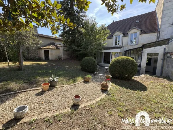 A vendre à COGNAC - maison de ville quartier jardin publique