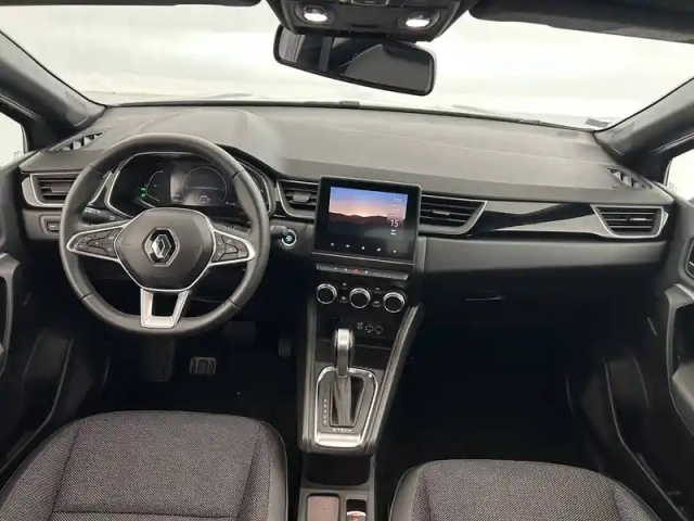 Renault Captur e-tech 145 — photo 38