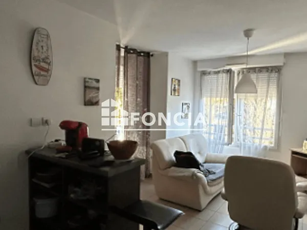 Agde, secteur des cayrets, t1 bis parking piscine (special investisseurs)