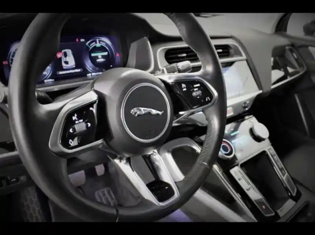 Jaguar I-Pace ev400 s awd — photo 14