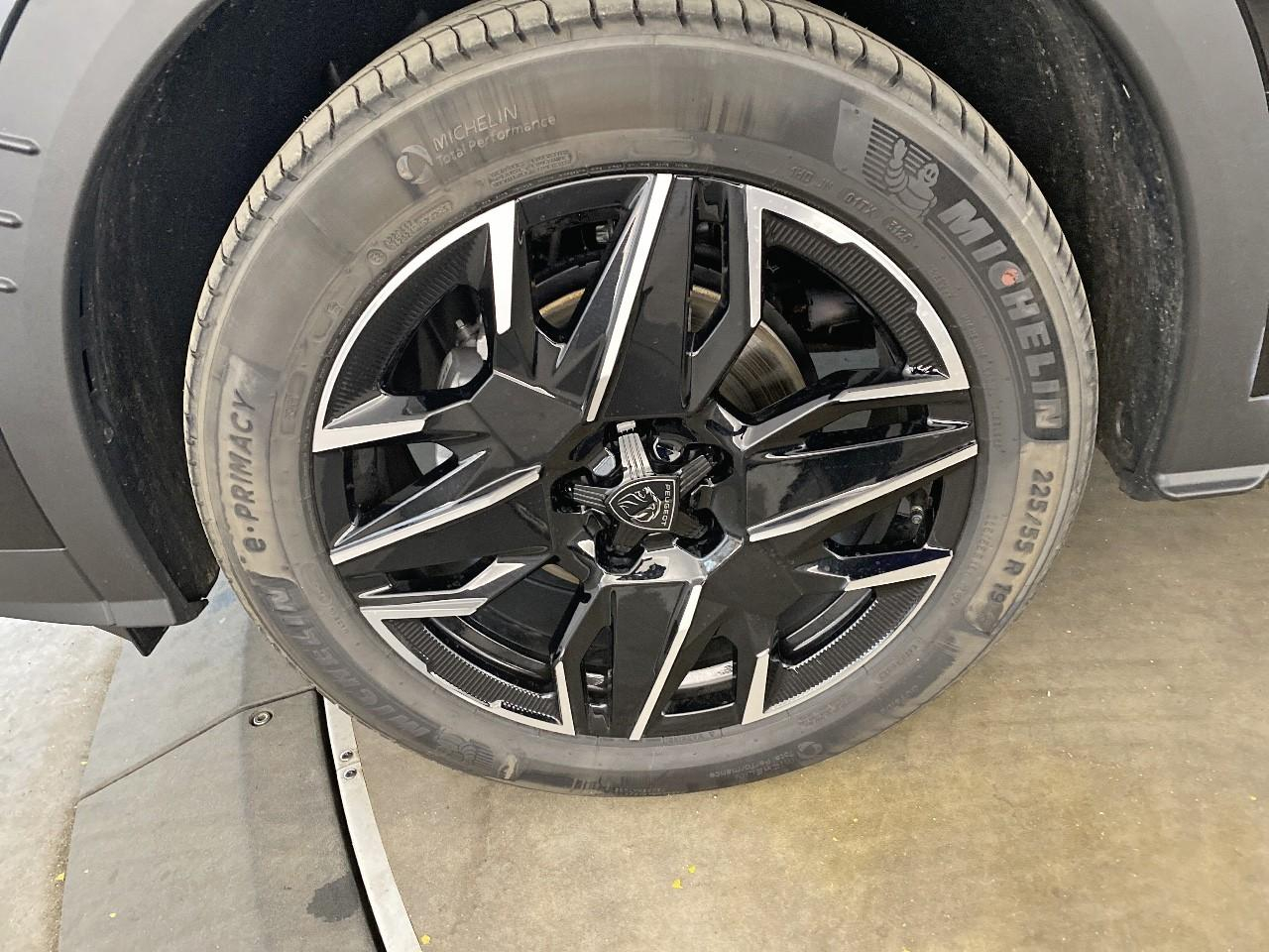 Peugeot 3008 hybrid 145 e-dcs6 allure — photo 11