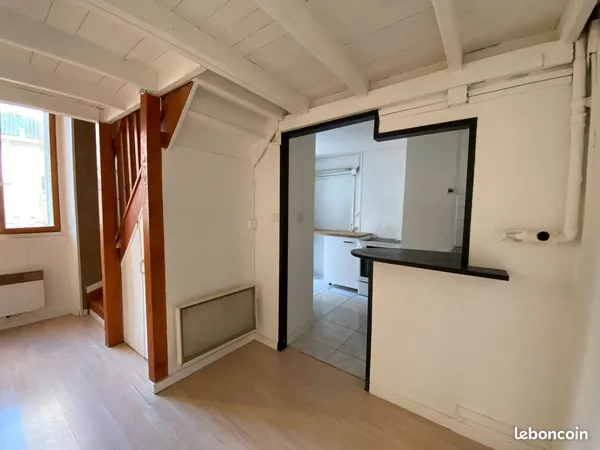 T2 DUPLEX 27 m²