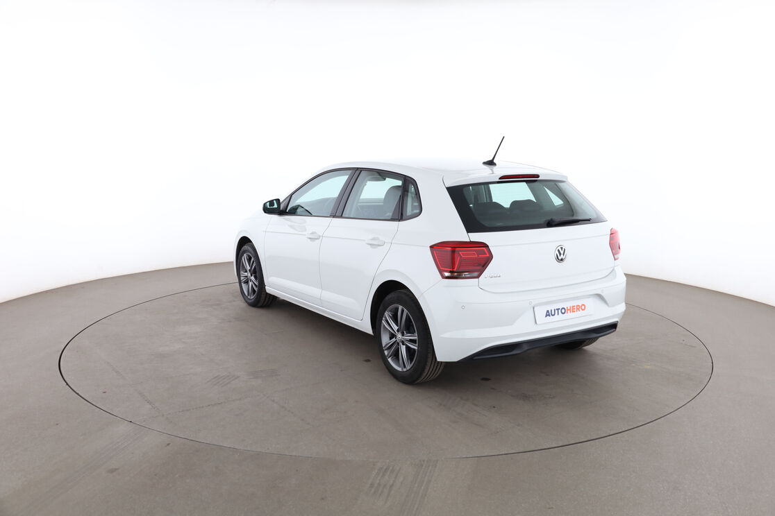Volkswagen Polo 1.0 TSI Carat DSG7 — photo 3
