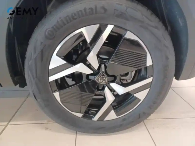 Peugeot 2008 electrique 50 kwh 136 ch — photo 11
