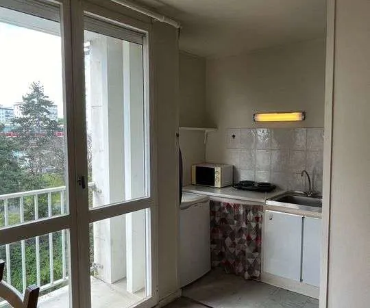Studio 1 pièce 20 m²