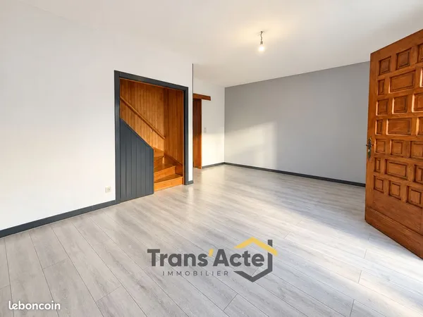Maison 2 pièces 95 m²