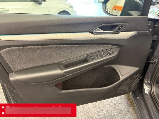 Volkswagen Golf 8 — photo 13