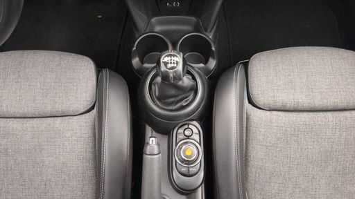 Mini Cooper 1.5 136 - Blackfriars – 2017 – 122379 km – Essence – Boîte Manuelle — photo 21
