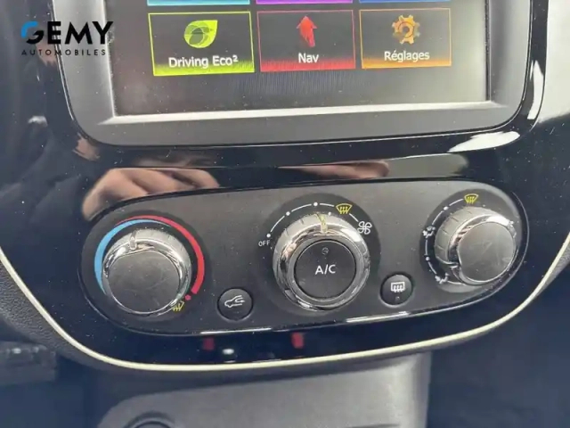 Renault Captur dci 90 edc — photo 21