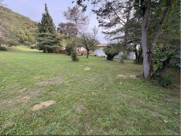 Terrain constructible 1500m2
