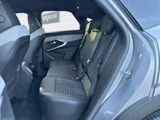 Peugeot 3008 hybrid 136 e-dcs6 gt — photo 17