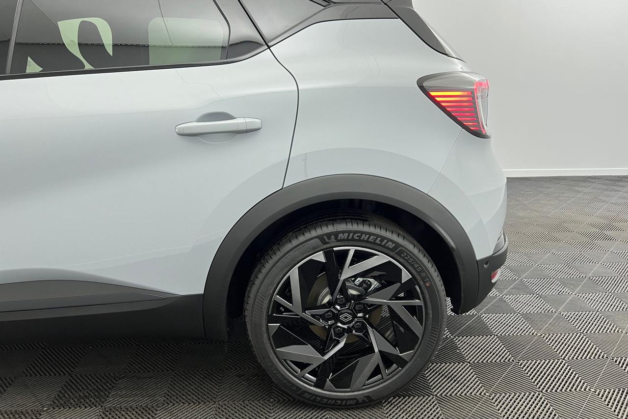RENAULT Captur E-Tech full hybrid 160 ch — photo 19