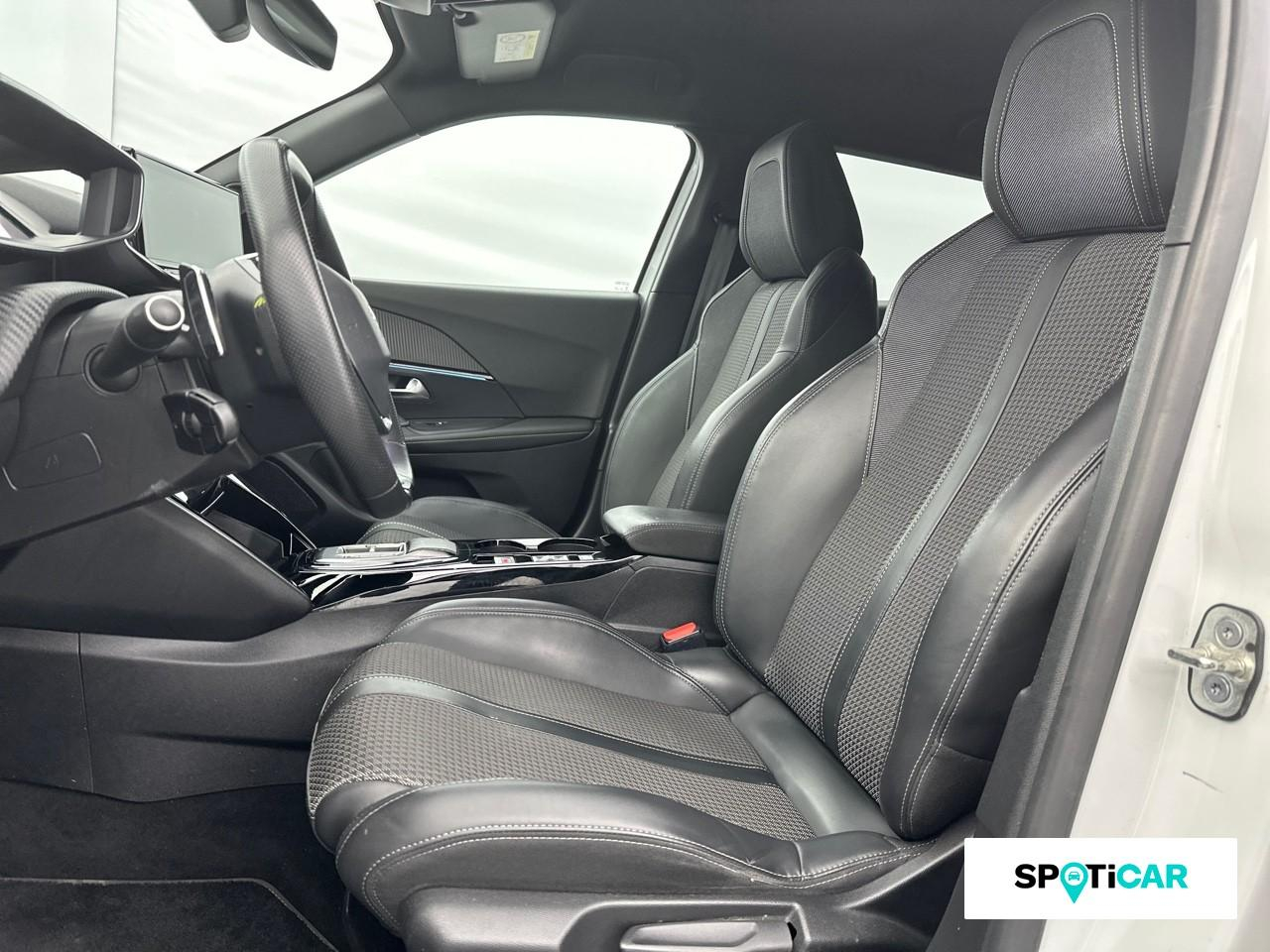 Peugeot 2008 1.2 puretech 130ch s&s gt eat8 — photo 9