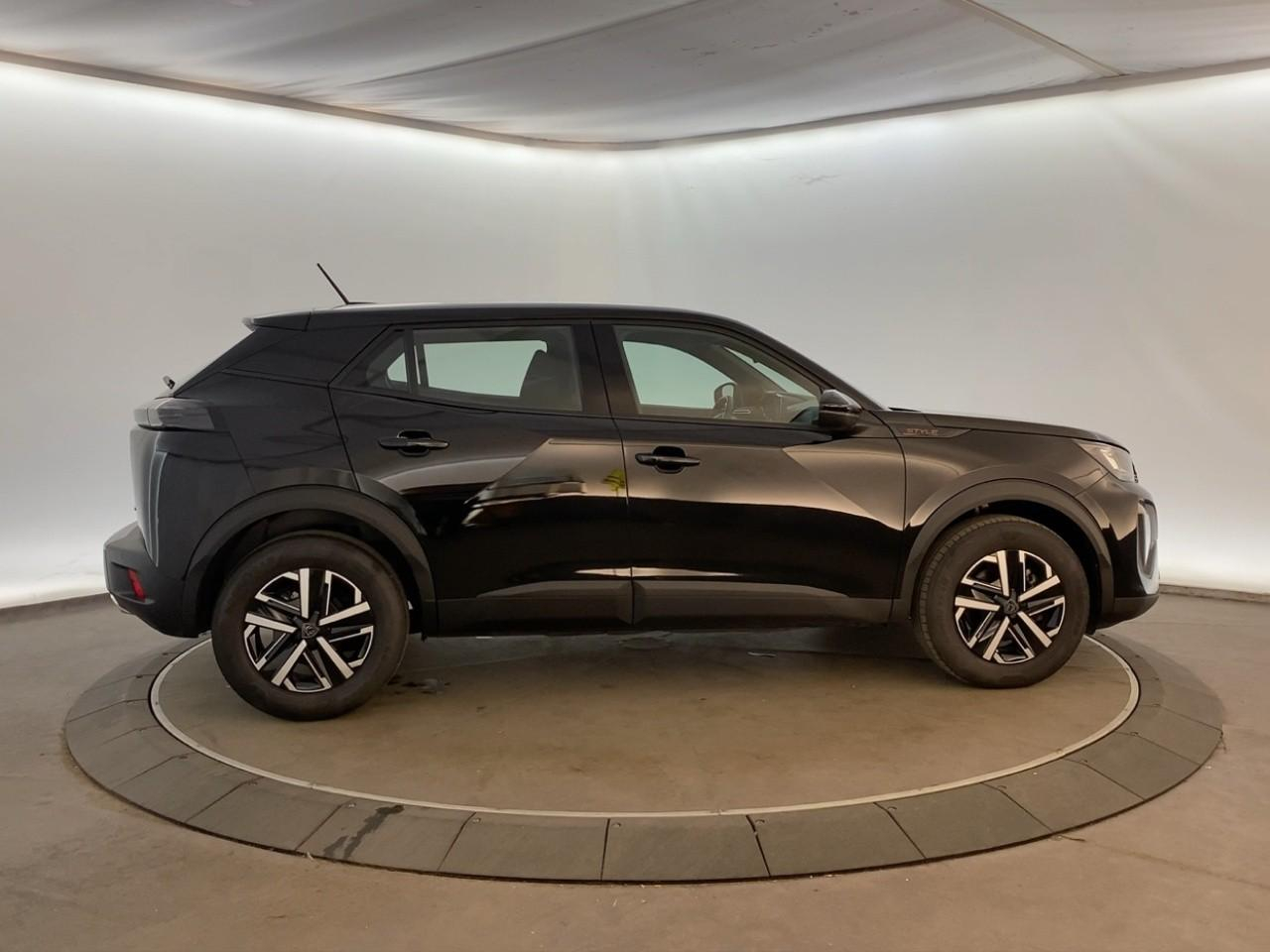 Peugeot 2008 hybrid 136 e-dcs6 style — photo 4
