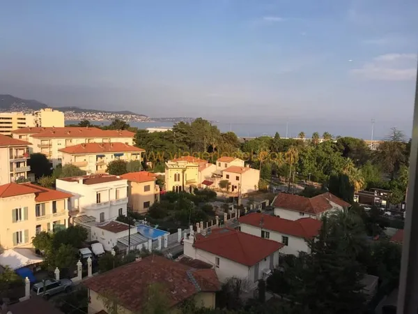 Réf. annonce : 10 196 - VIAGER OCCUPE - NICE (06) Cassin Arénas