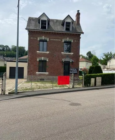Maison 3 chbr jardin & garage