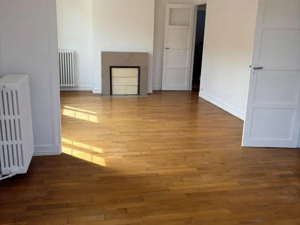 Appartement 6 pièces 148 m²