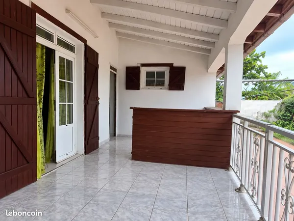 Maison T3 meublée - 82 m² - 800 charges comprises - Marie-Galante