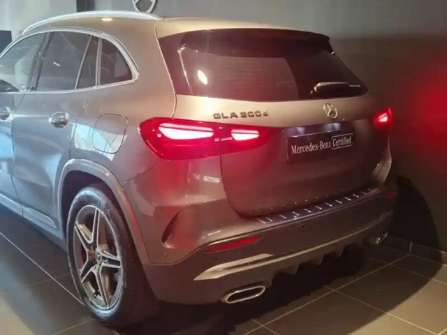 Mercedes Gla 200 d 4matic amg line — photo 38
