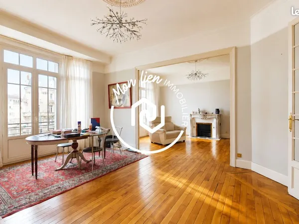 Appartement 5 pièces 147 m²
