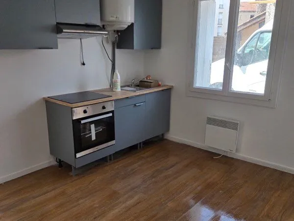 Appartement rdc avec courette