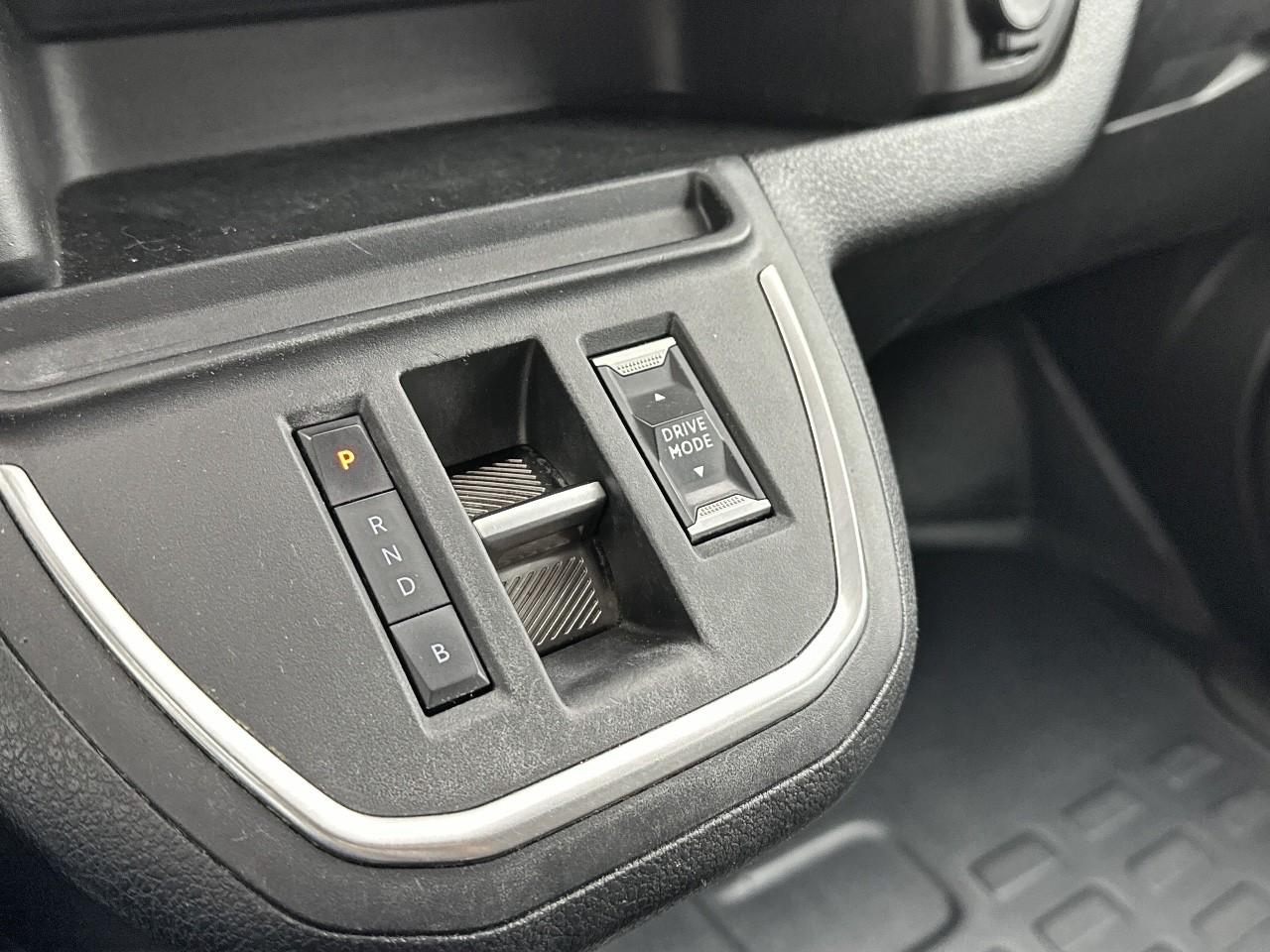 Opel Vivaro fourgon -e fgn l2 300 75 kwh pack clim — photo 22
