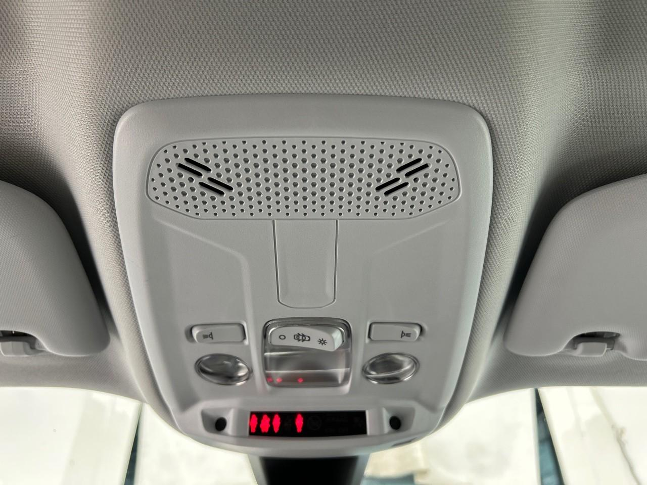 Peugeot 2008 puretech 100 s&s bvm6 allure — photo 30
