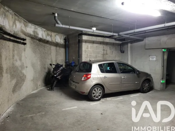 Parking 20 m²