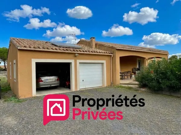 Villa de plain-pied avec piscine et double garage 3 chambres à Saint-Couat-d'Aude