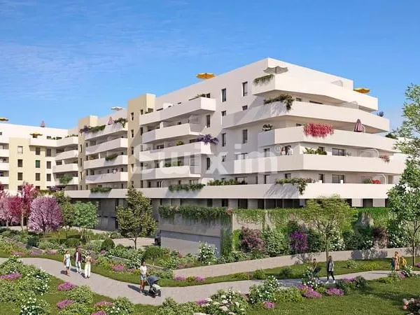 Sete: Beau 2 pièces sud avec t13m2 de terrasse