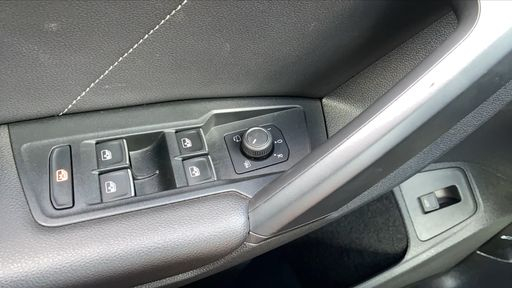 Volkswagen Tiguan 2.0 TDI 150 DSG7 - R-Line Exclusive – 2024 – 33340 km – Diesel – Boîte Automatique — photo 6