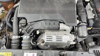 Peugeot 2008 1.2 PureTech 100ch S&S Allure Pack — photo 20