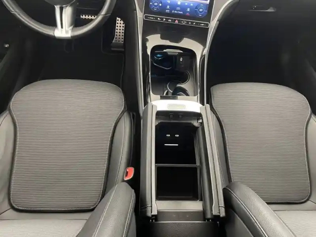 Mercedes Glc 300 e 9g-tronic 4matic — photo 29