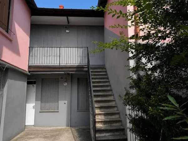 VILLEURBANNE (69100) - IMMEUBLE COMPLET DE 4 APPARTEMENTS