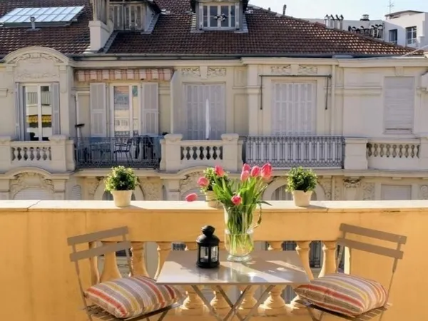 Vend T2 avec terrasse 5ème et dernier étage