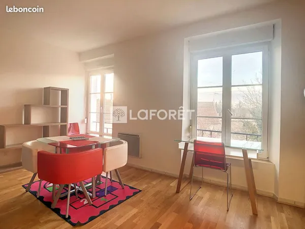 Studio 1 pièce 31 m²