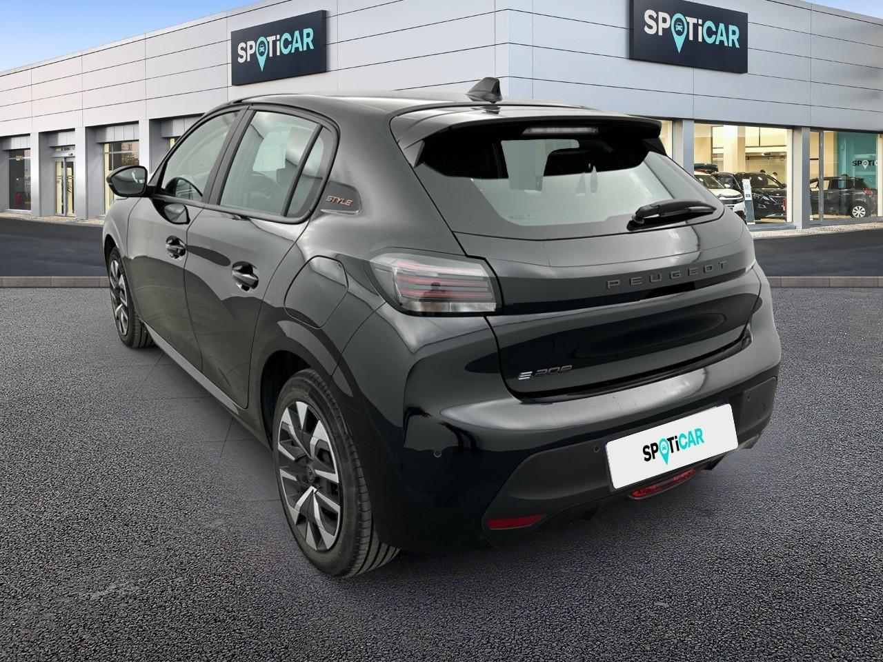 Peugeot 208 electrique 54 kwh 156ch style — photo 7