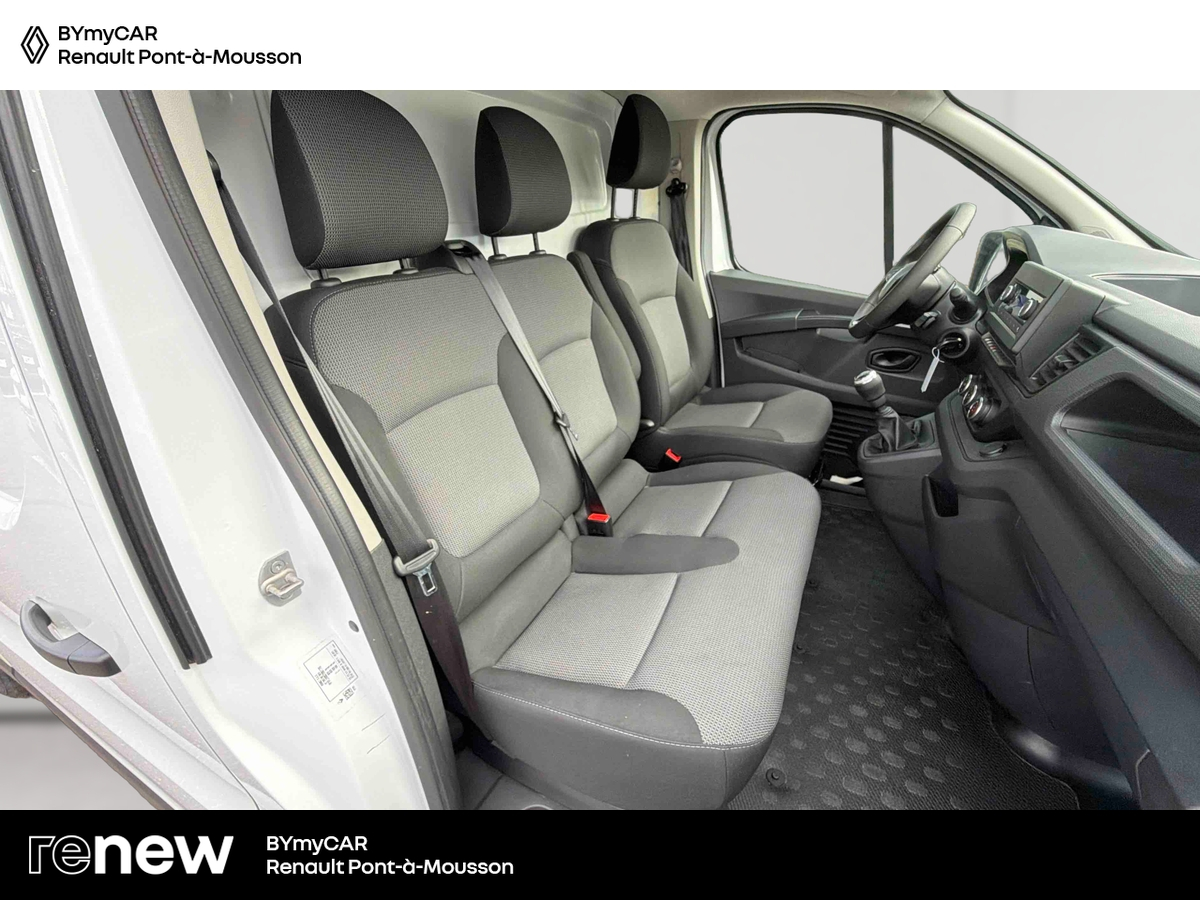 Renault TRAFIC FGN L2H1 3000 KG BLUE DCI 130 — photo 12