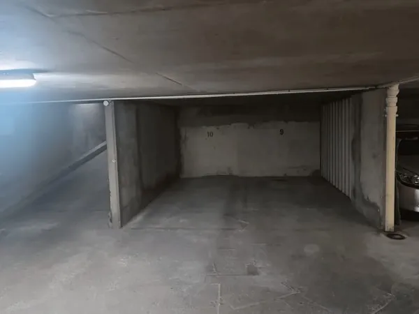 Parking 10 m²