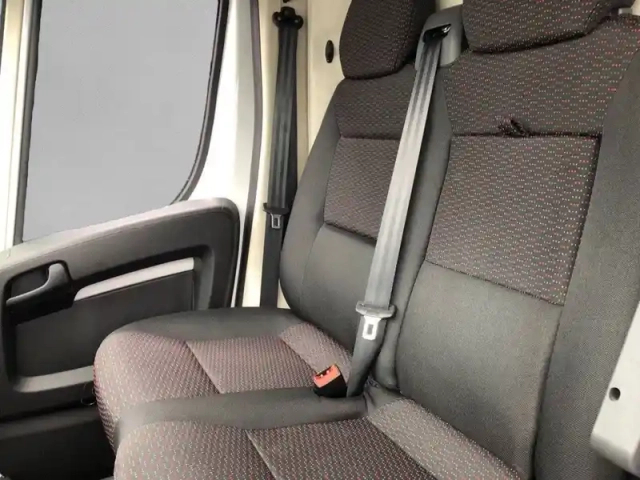 Peugeot Boxer tole 3.3 t l2h2 bluehdi 140 s&amp;s bvm6 — photo 12