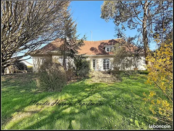 Maison 8 pièces 219 m²