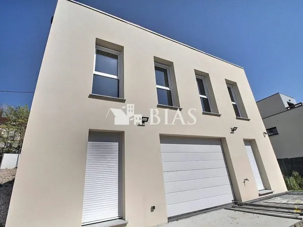 Bureaux 248 m²